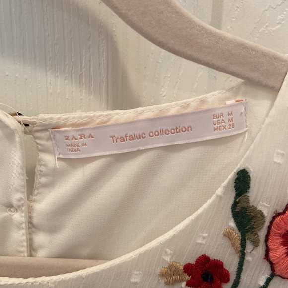 Zara embroidered blouse - Picture 2 of 4